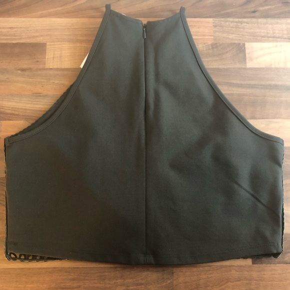 H&M khaki green crop top size medium NWT - Picture 2 of 4